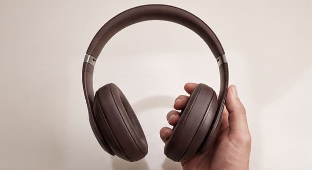 Beats Studio Pro – Deep Brown Premium Wireless Headphones